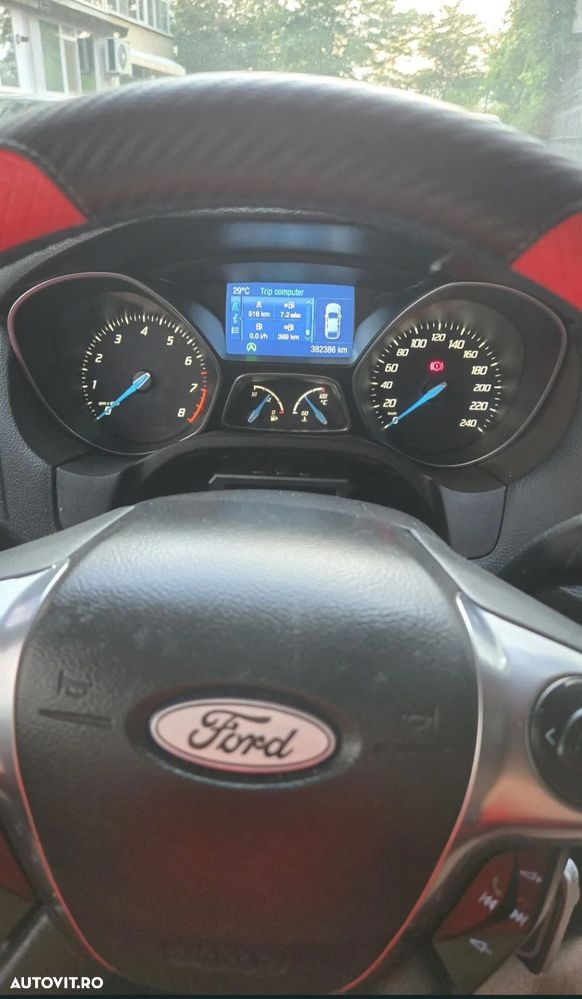 Ford Focus 1.6 Ecoboost Start Stop Sport - 6