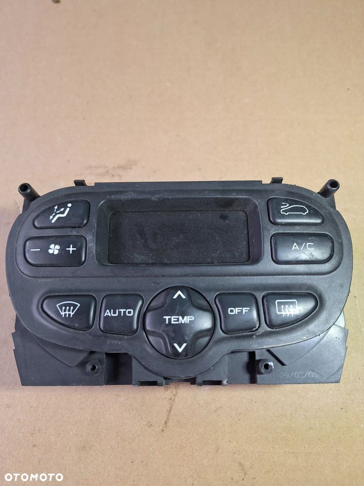 panel nawiewu klimatyzacji PEUGEOT 206 CC 96430550XT - 1