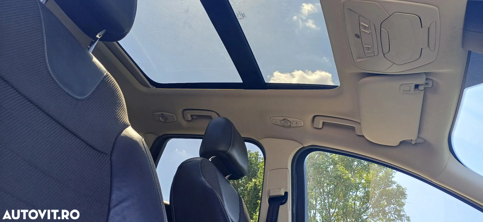 Ford Kuga 2.0 TDCi 4WD Powershift Titanium - 10