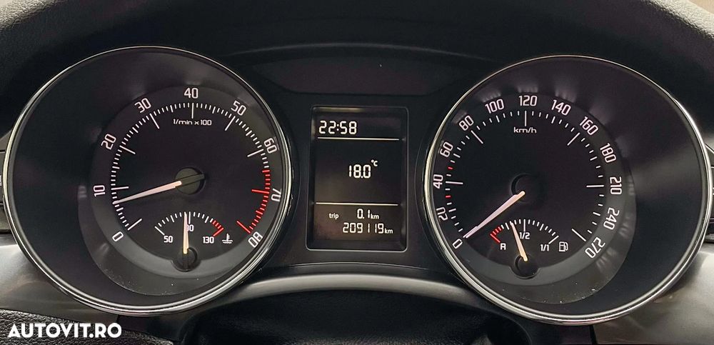 Skoda Superb 1.4 TSI Comfort - 8