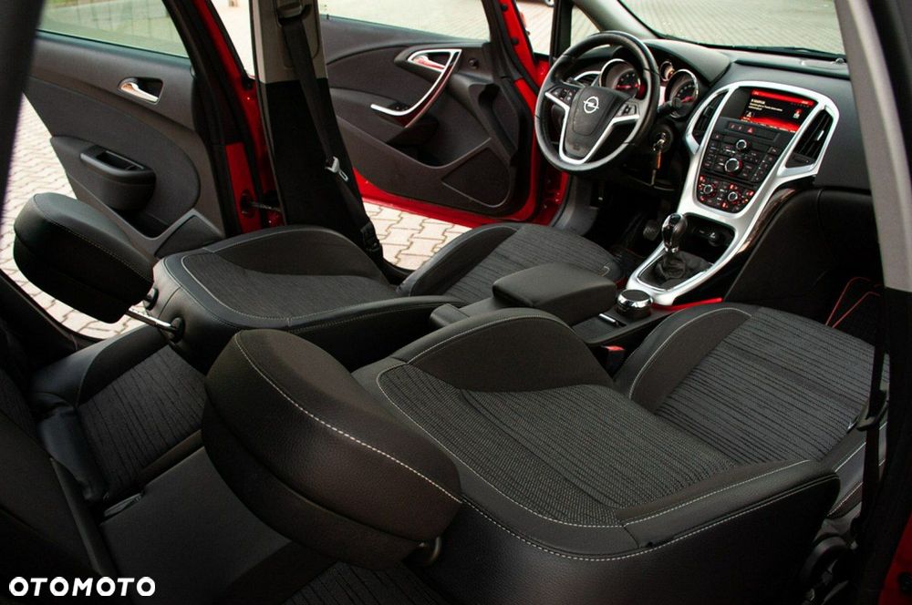 Opel Astra 1.4 T Active EU6 - 31