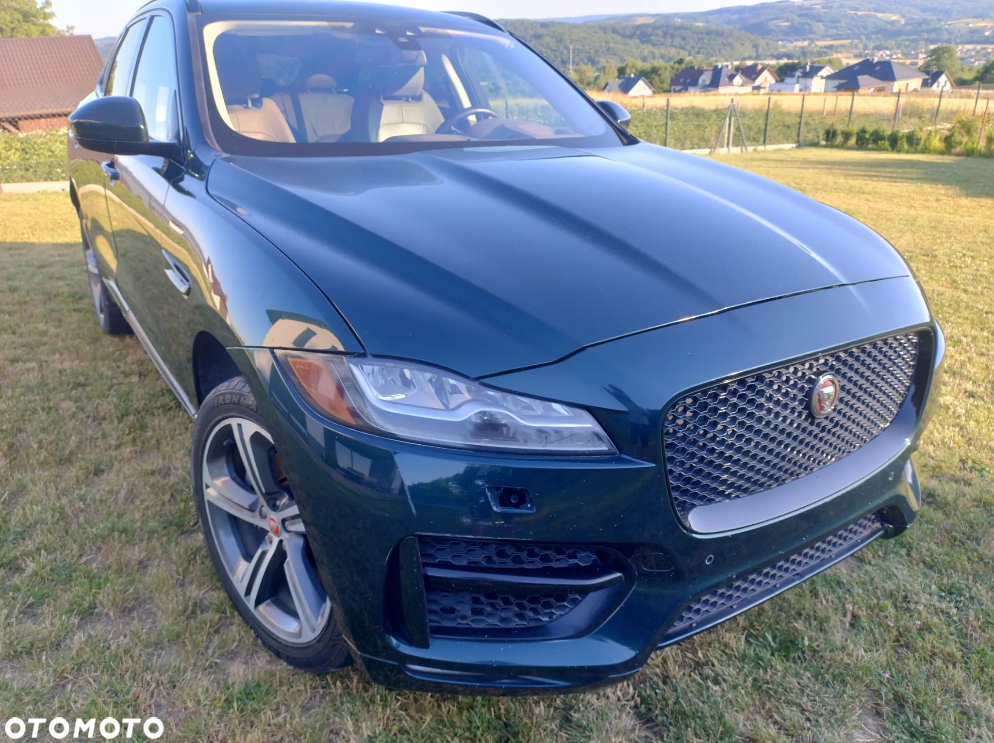 Jaguar F-Pace 2.0 i4P AWD R-Sport - 18