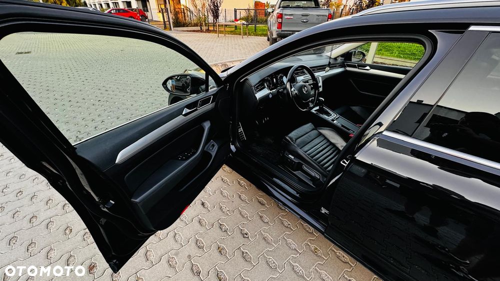 Volkswagen Passat 2.0 TDI SCR Comfortline DSG - 9