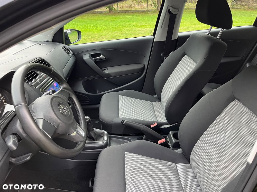 Volkswagen Polo - 15