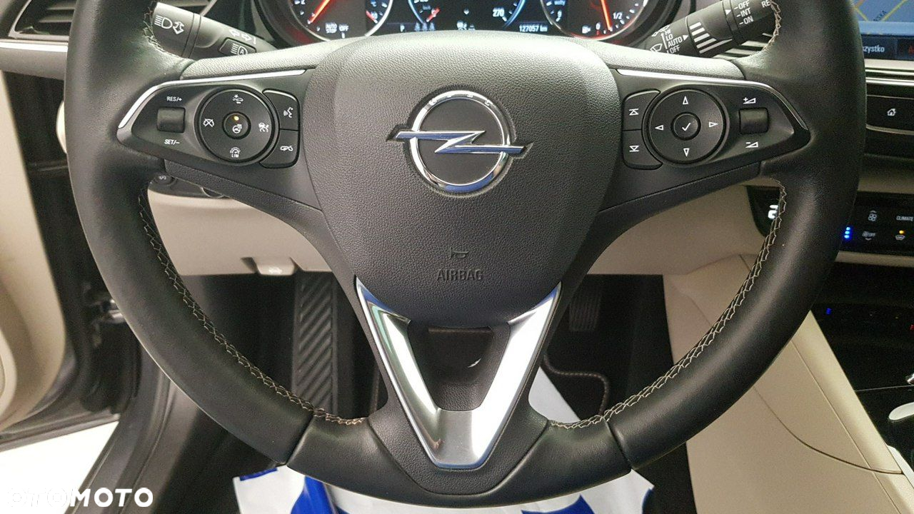 Opel Insignia - 28
