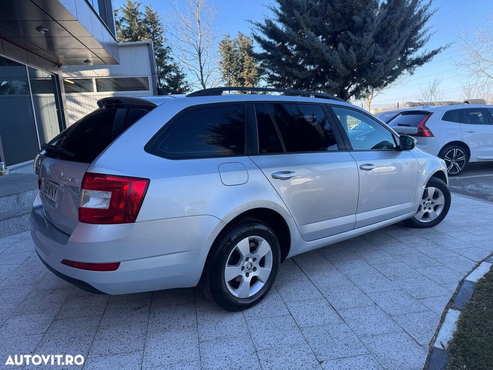 Skoda Octavia 1.6 TDI Green tec DSG Ambition - 10