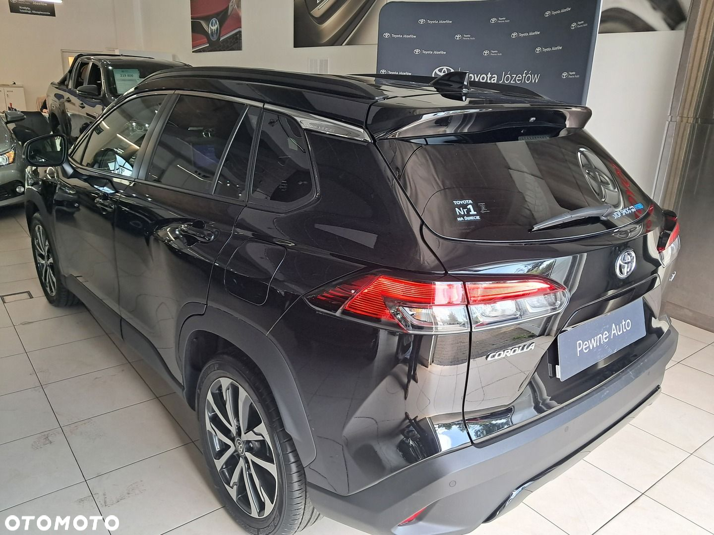 Toyota Corolla Cross - 3