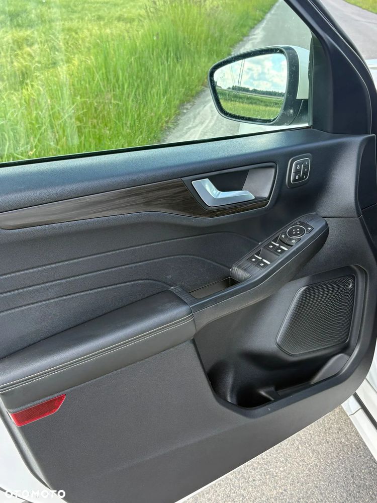 Ford Kuga - 7
