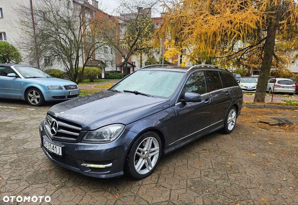 Mercedes-Benz Klasa C 250 (BlueTEC) d 4Matic T 7G-TRONIC AMG Line - 3
