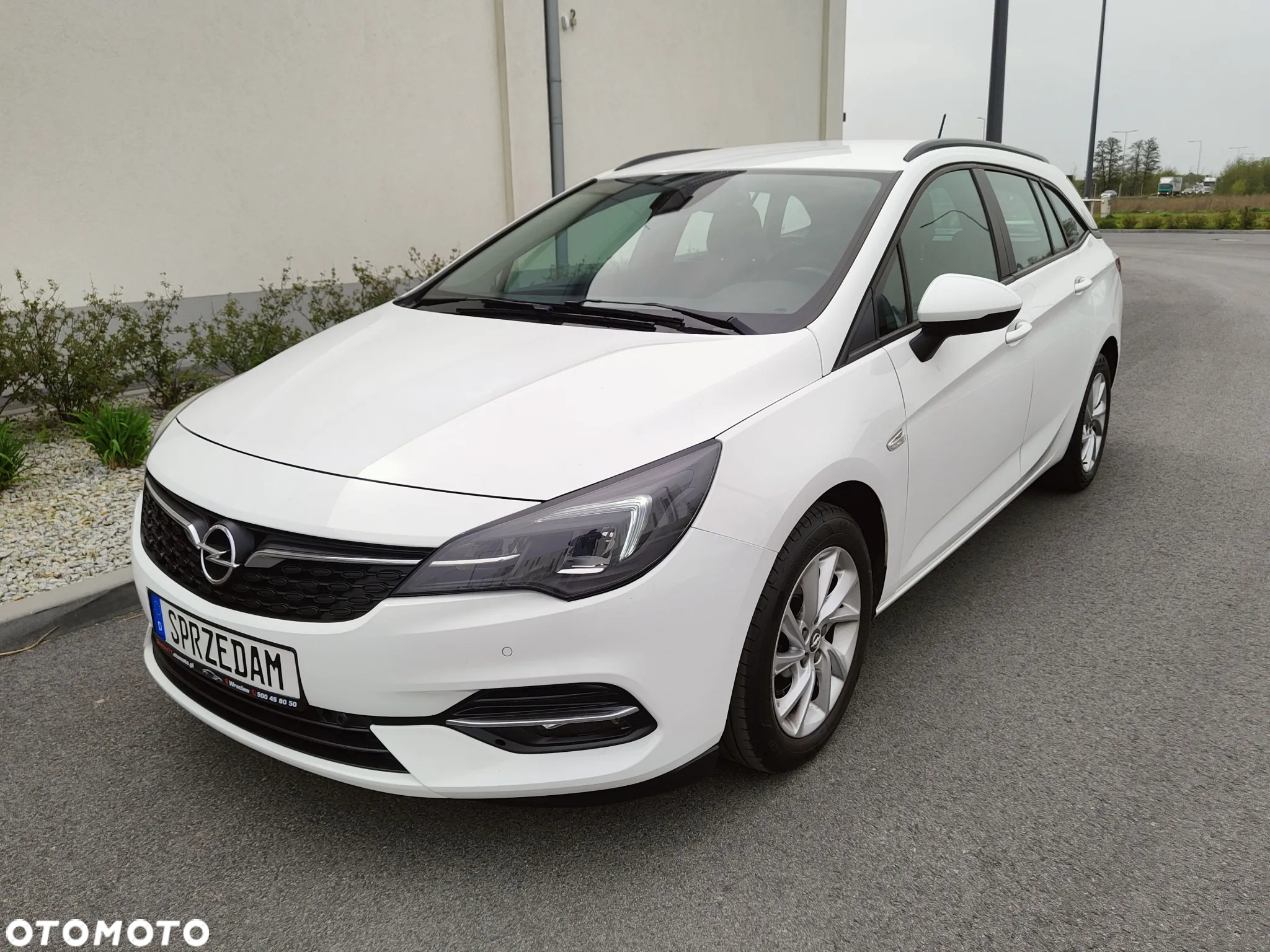 Opel Astra 1.4 Turbo Start/Stop Sports Tourer St Business Edition - 8