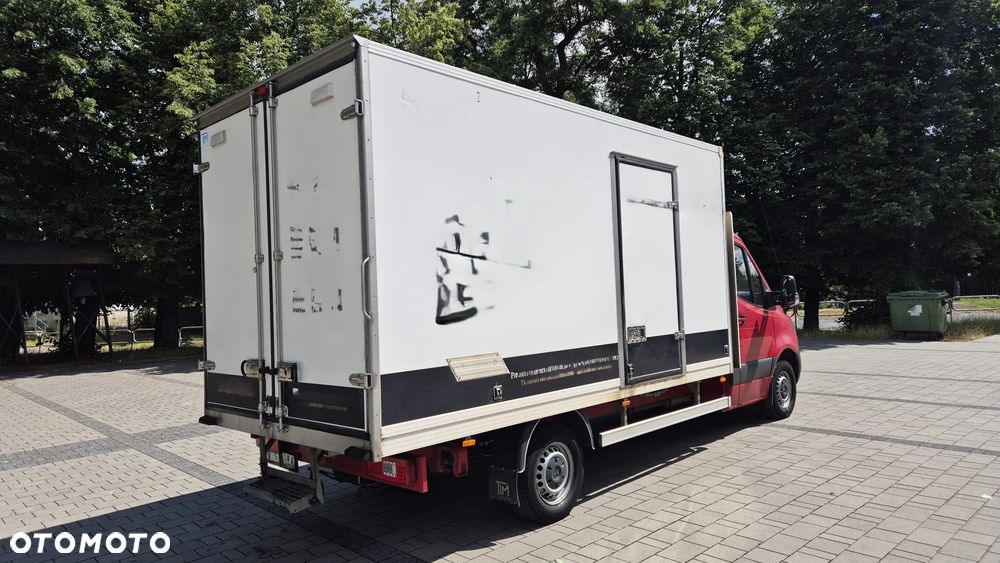 Mercedes-Benz SPRINTER - 2