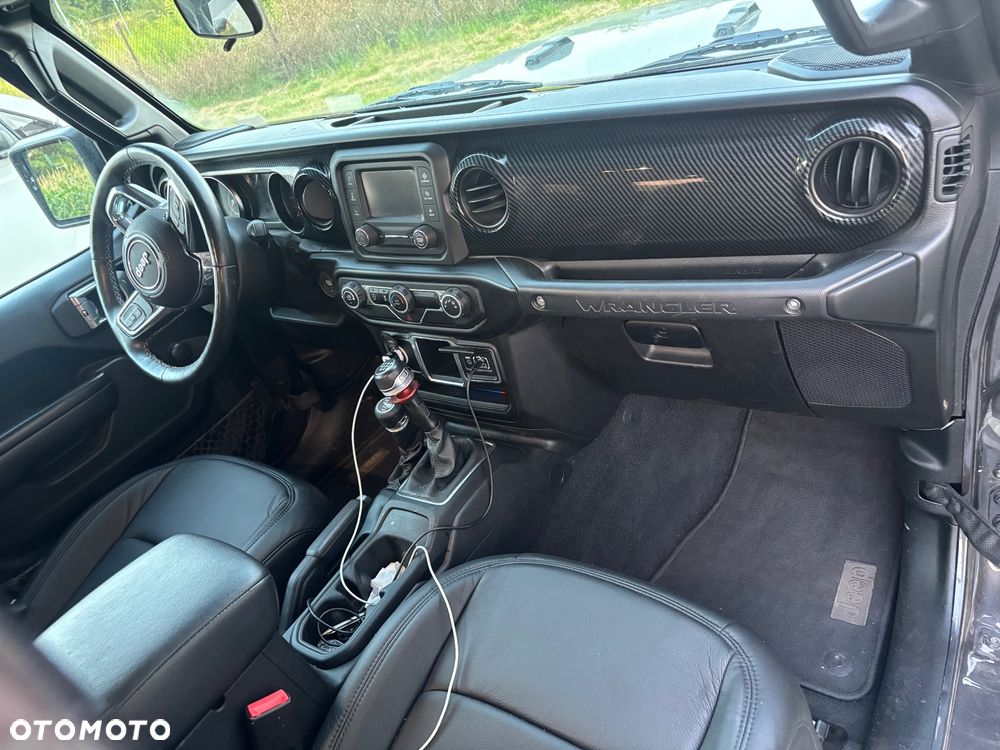 Jeep Wrangler - 17