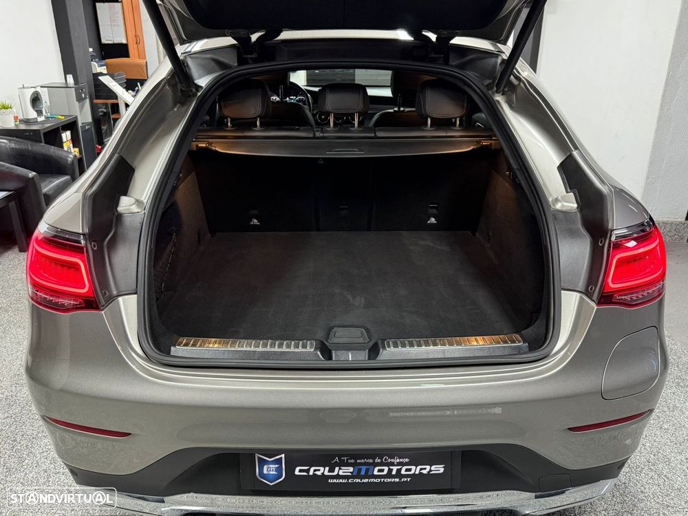 Mercedes-Benz GLC 300 de Coupe 4Matic 9G-TRONIC AMG Line Plus - 17