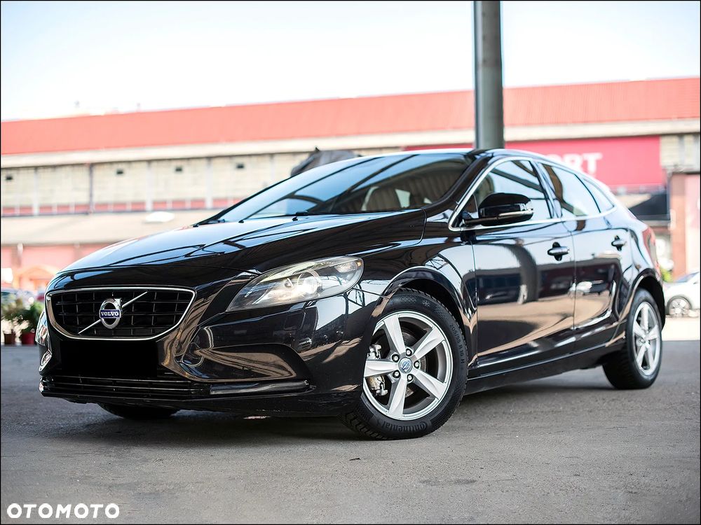 Volvo V40 D2 Summum - 1