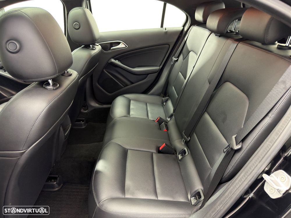 Mercedes-Benz A 180 d Urban - 15