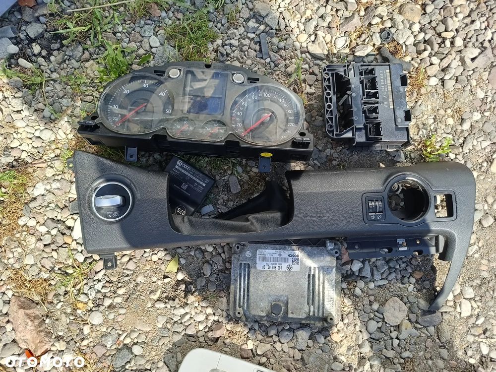 VW PASSAT B6 1.9 TDI MANUAL ZESTAW STARTOWY STEROWNIK KOMPUTER LICZNIK STACYJKA MODUŁ KOMFORT 03G906021DP 3C0959433K - 1