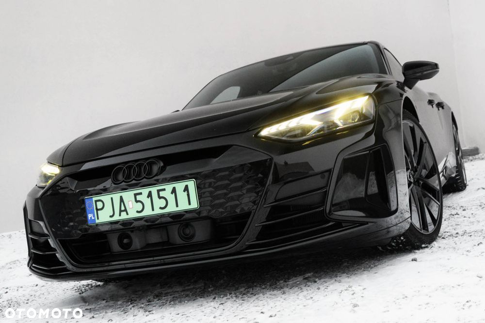 Audi e-tron GT - 11