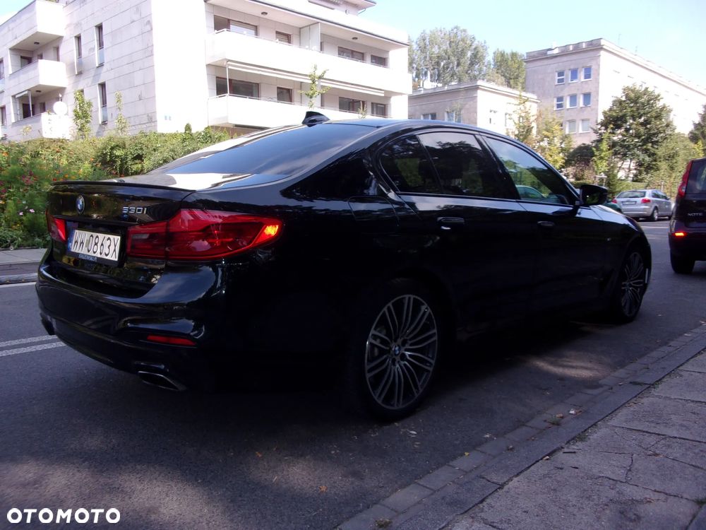 BMW Seria 5 530i xDrive Luxury Line - 14