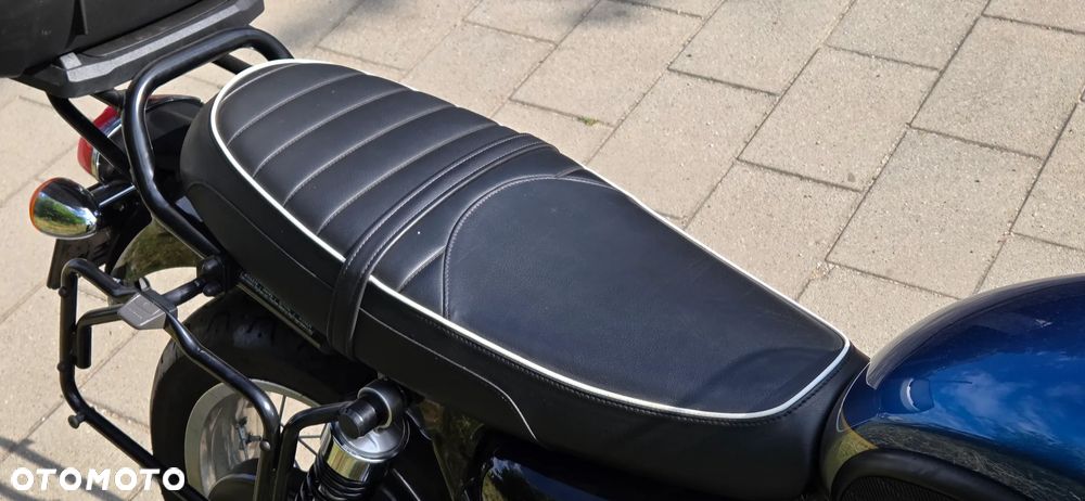 Triumph Bonneville - 5