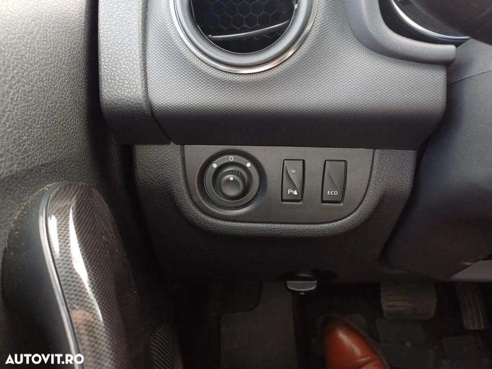 Dacia Logan TCe 90 CVT Comfort - 12