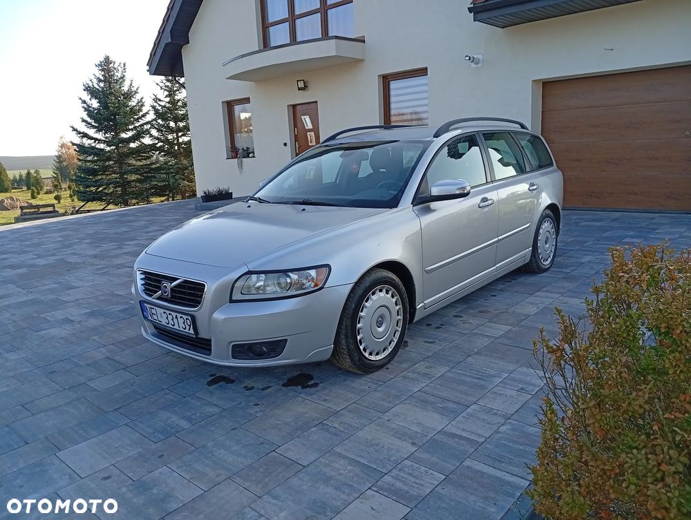 Volvo V50 2.0D Momentum - 1