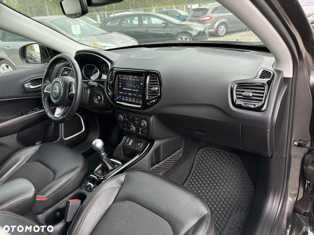 Jeep Compass 1.4 MultiAir Limited - 24