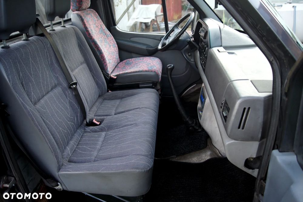 Mercedes-Benz SPRINTER 312 - 17