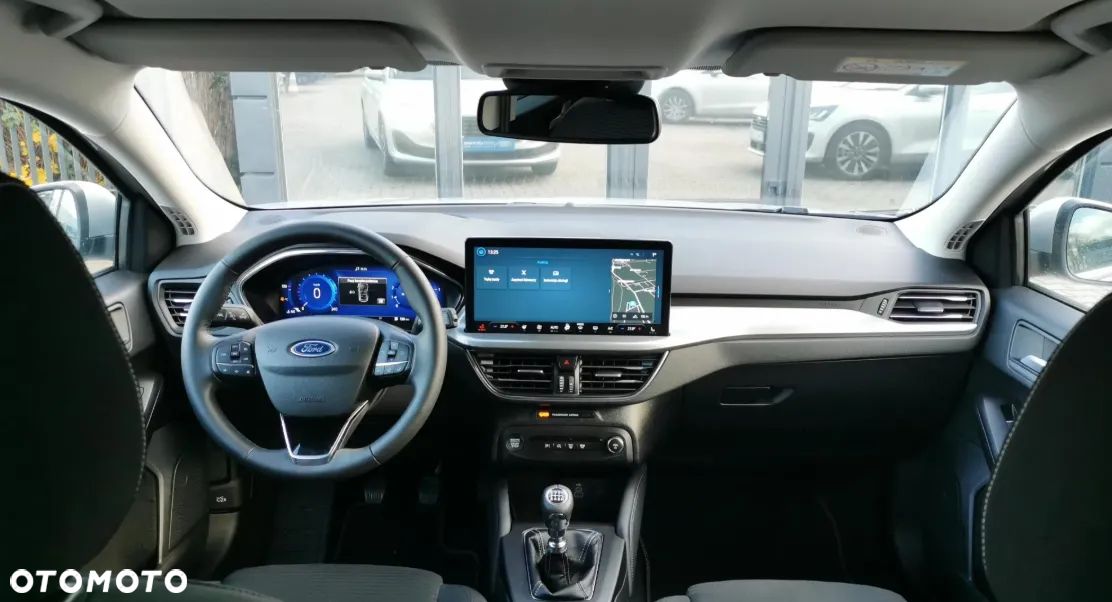 Ford Focus 1.0 EcoBoost Titanium X - 11