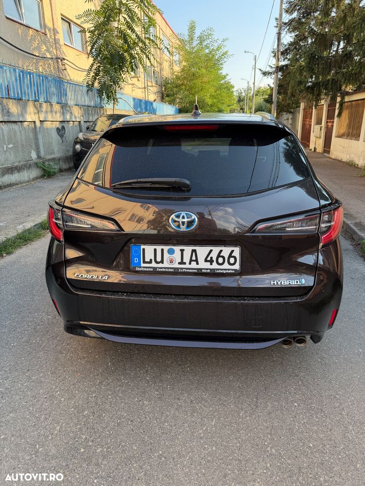 Toyota Corolla 2.0 HSD Exclusive Plus GR Sport Bi-Tone - 4