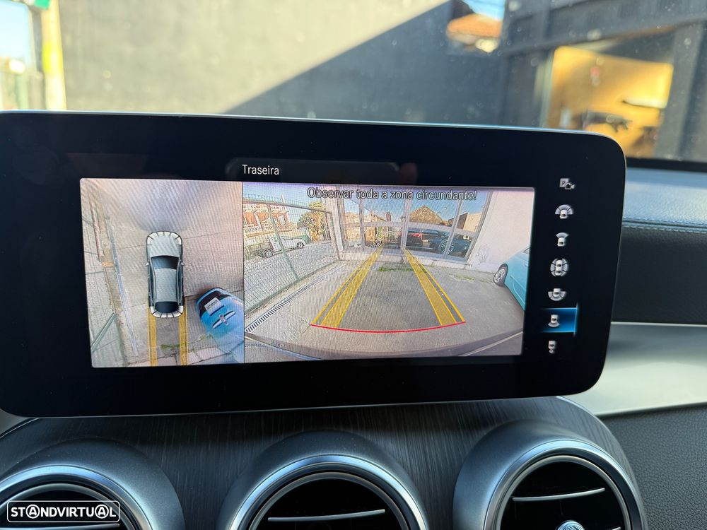 Mercedes-Benz GLC 220 d Coupe 4Matic 9G-TRONIC AMG Line - 25