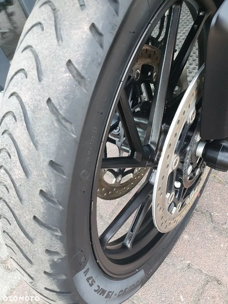 Triumph Tiger - 23