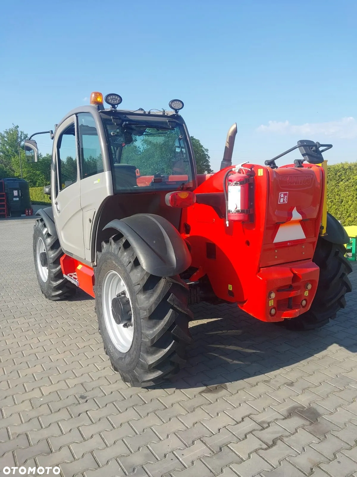 Manitou MT 835 - 4