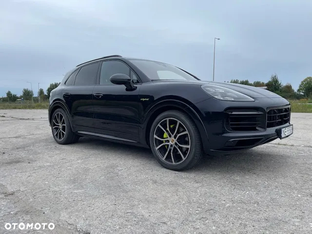 Porsche Cayenne E-Hybrid - 4