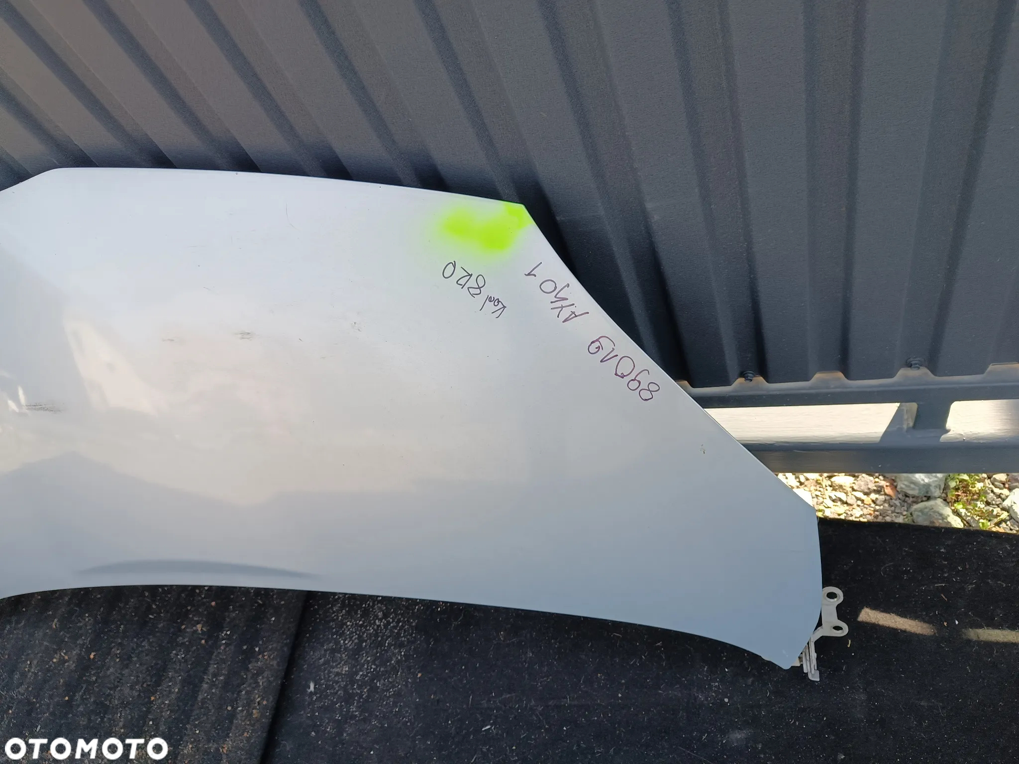 MASKA POKRYWA SILNIKA TOYOTA AYGO I - 4