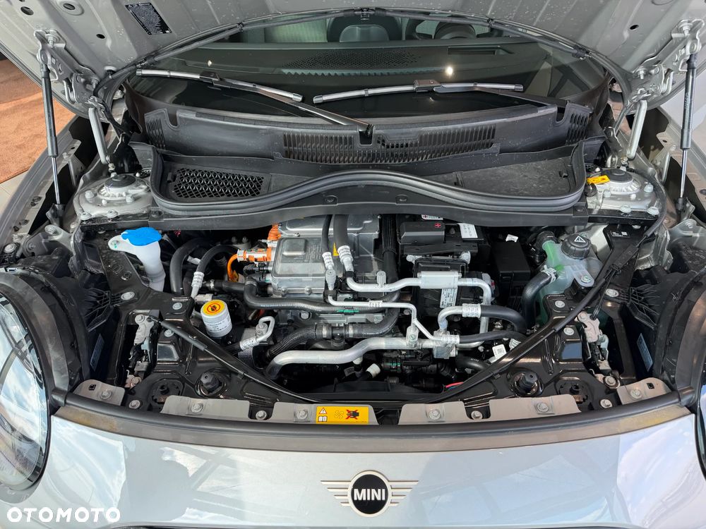 MINI Cooper SE 54.2kWh Linia Essential - 21