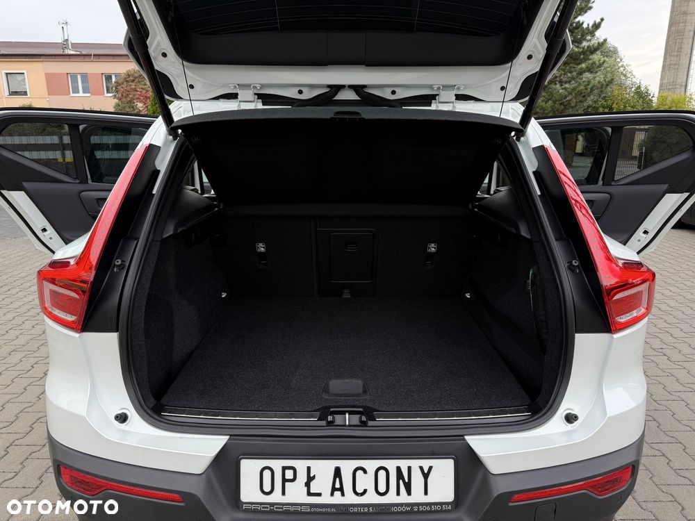 Volvo XC 40 - 35