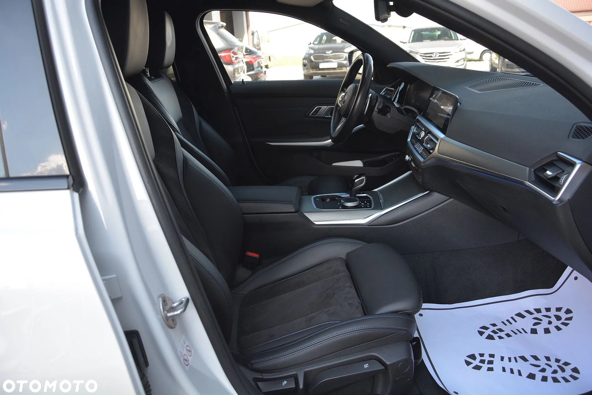 BMW Seria 3 320d Touring xDrive M Sport - 14
