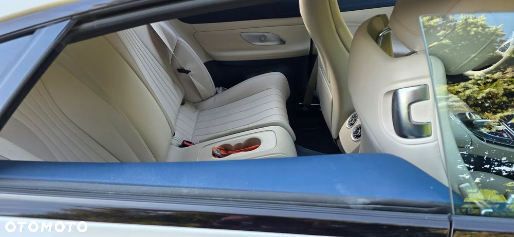 Mercedes-Benz Klasa E 400 4-Matic 9G-TRONIC - 15