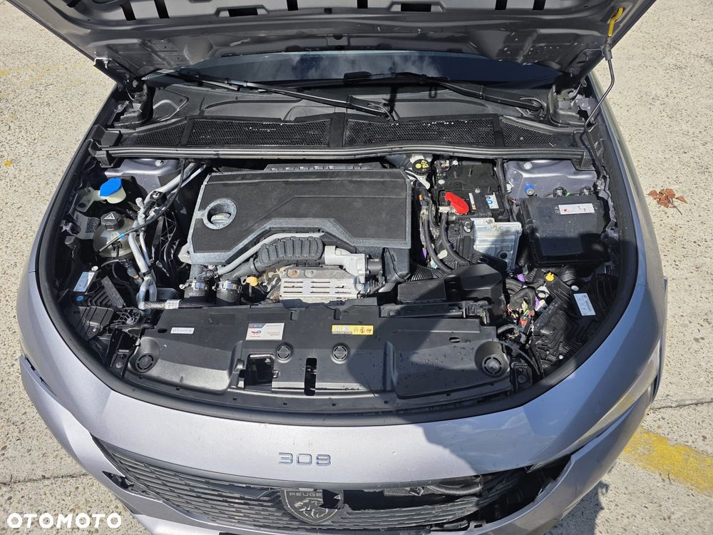 Peugeot 308 1.2 mHEV Active Pack S&S e-DCS6 - 12