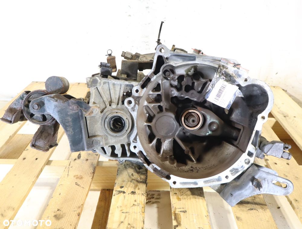 SKRZYNIA BIEGÓW 5 BIEGOWA KIA CEED I 1.4 R81775 - 1