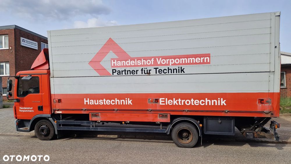 MAN TGL 12.220 Bok otwierany z Niemiec - 15