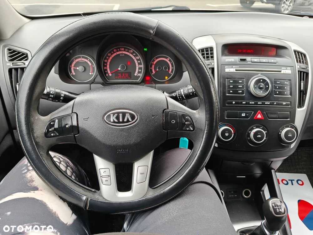 Hyundai ix20 1.4 CRDi Comfort - 20