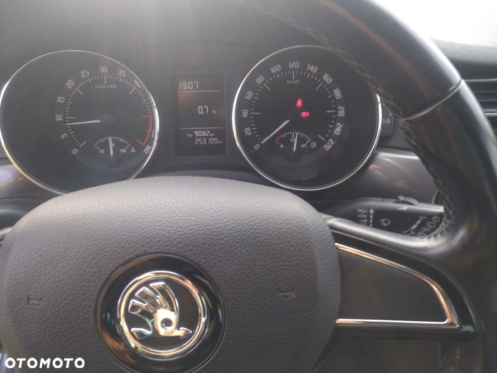 Skoda Superb - 4