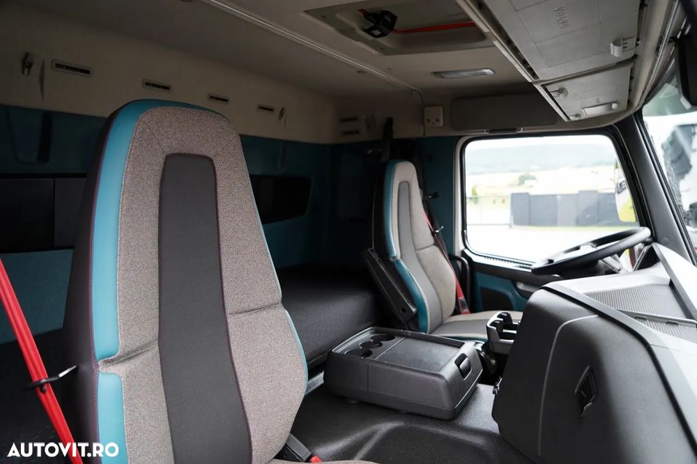 Volvo FMX 430 / SISTEM HIDRAULIC / CABINĂ JOSĂ / JANTE DIN ALIAJ / EURO 6 / IMPORTAT - 31