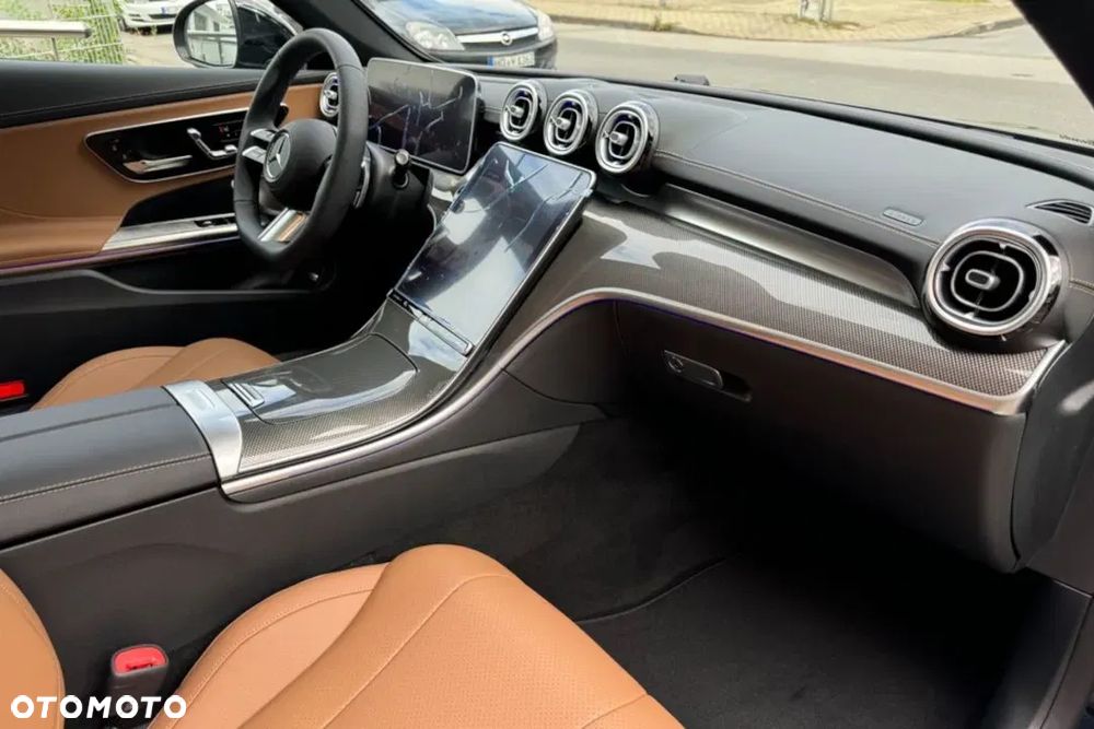 Mercedes-Benz CLE 200 mHEV 4-Matic AMG Line - 14