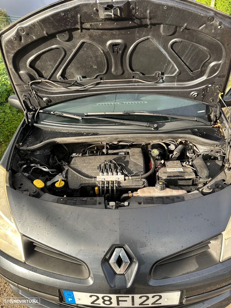 Renault Clio 1.2 16V Dynamique - 5