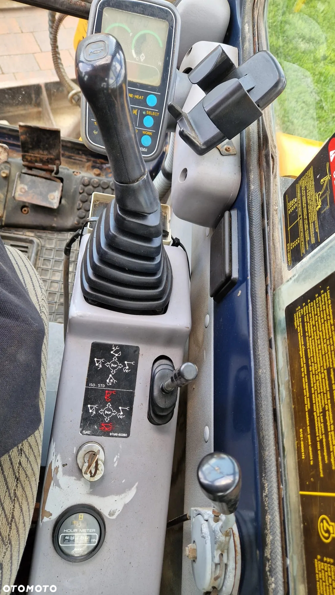 Hyundai ROBEX 55 R55 - 30