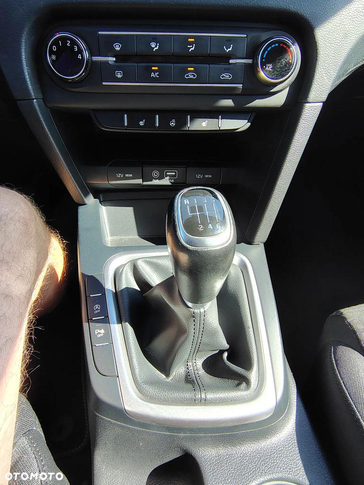 Kia Ceed 1.0 T-GDI ISG GT Line - 32