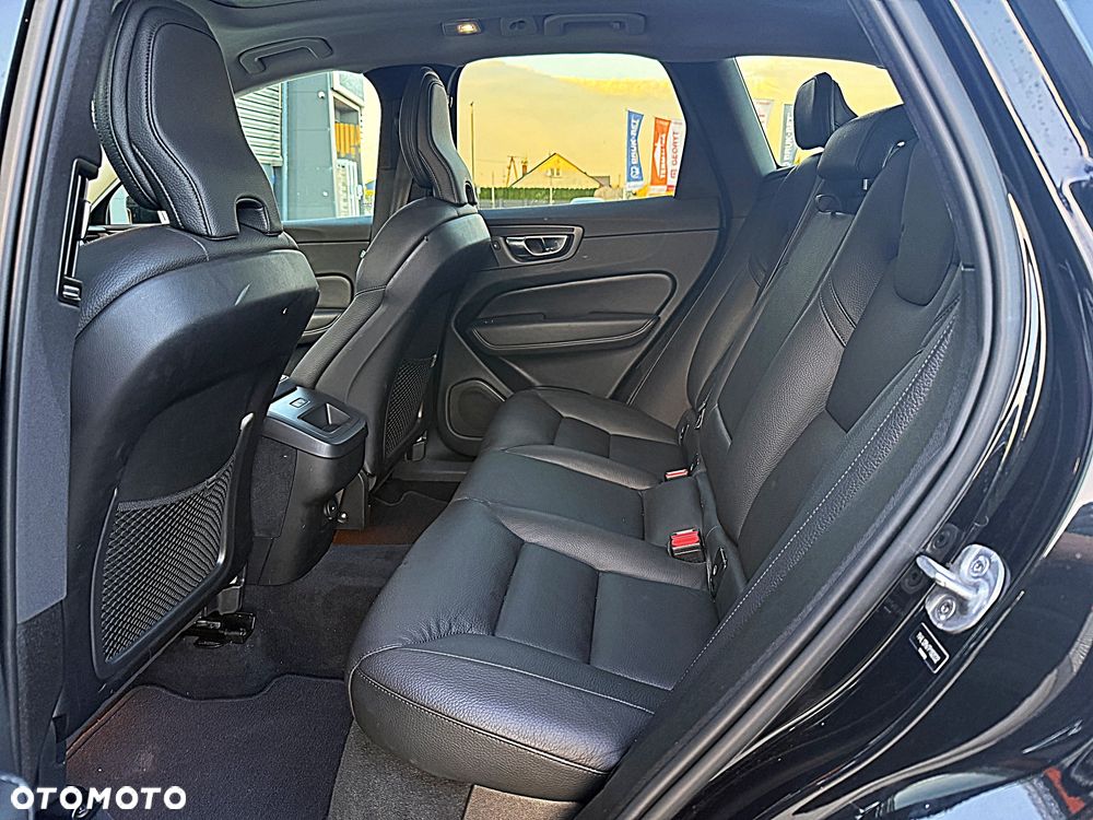 Volvo XC 60 - 19