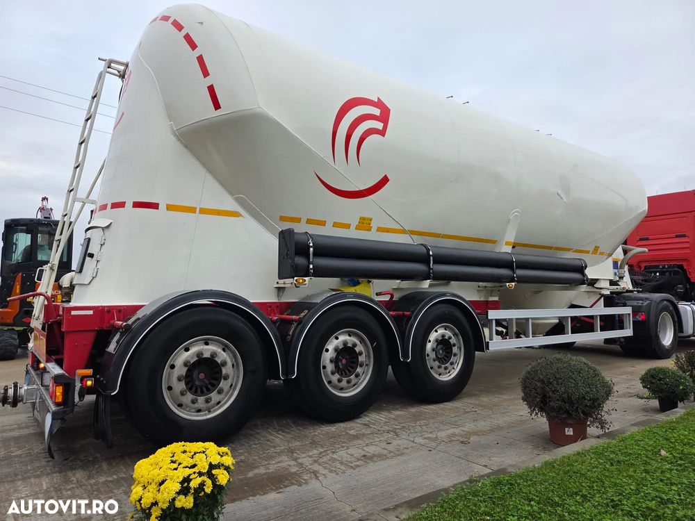 Kaessbohrer Transport CIMENT VRAC, 40mc, Masa propie 5,1t, Jante ALUMINIU, Capacitate 40mc, Axe SAF, Picioare sprijin, Produsa in GERMANIA, rulata in GERMANIA, Posibilitate leasing-PROMOTIE 29.900 EUR+Tva - 17